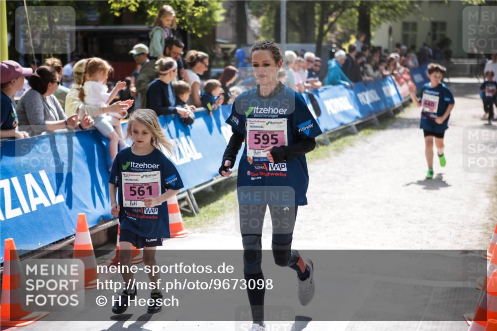 09.05.2026 - Störlauf H.Heesch http://msf.ph/oto/9673098 09.05.2026 14:02:21 Ziel 561, 2026, 595, 640 meine-sportfotos.de
