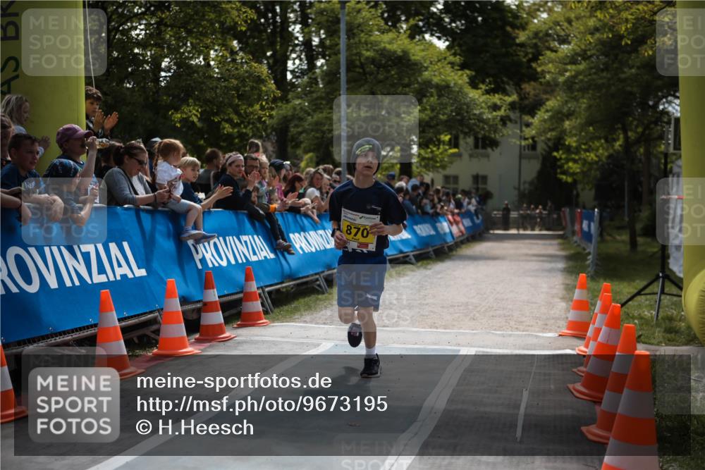 09.05.2026 - Störlauf H.Heesch http://msf.ph/oto/9673195 09.05.2026 14:09:18 Ziel 870 meine-sportfotos.de