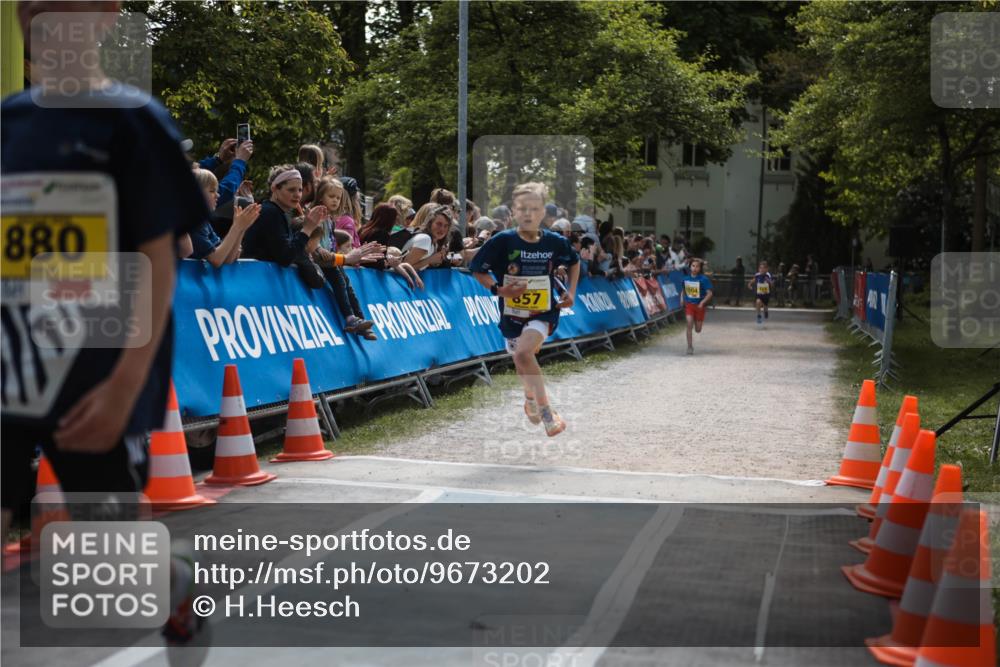 09.05.2026 - Störlauf H.Heesch http://msf.ph/oto/9673202 09.05.2026 14:09:32 Ziel 880, 57 meine-sportfotos.de