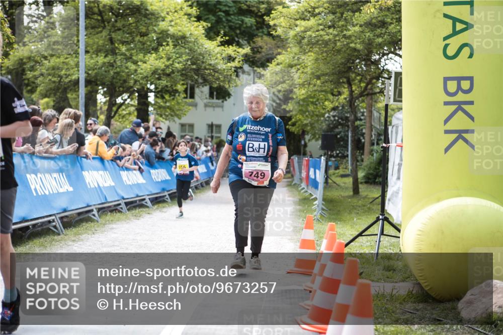 09.05.2026 - Störlauf H.Heesch http://msf.ph/oto/9673257 09.05.2026 14:10:35 Ziel 956, 749 meine-sportfotos.de