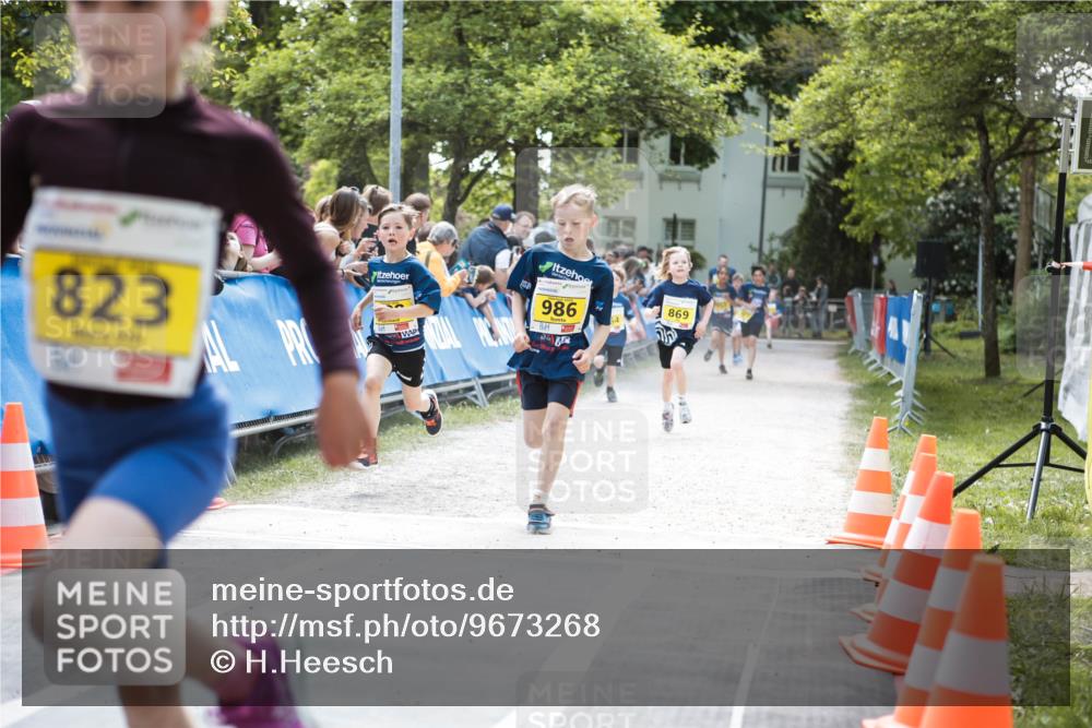 09.05.2026 - Störlauf H.Heesch http://msf.ph/oto/9673268 09.05.2026 14:10:43 Ziel 986, 823, 869 meine-sportfotos.de