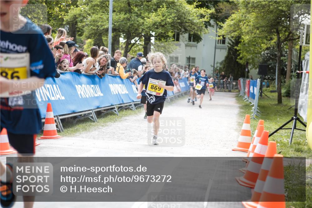 09.05.2026 - Störlauf H.Heesch http://msf.ph/oto/9673272 09.05.2026 14:10:44 Ziel 25, 869, 161 meine-sportfotos.de