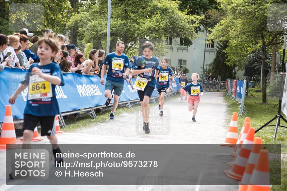 09.05.2026 - Störlauf H.Heesch http://msf.ph/oto/9673278 09.05.2026 14:10:47 Ziel 864, 916, 961, 952, 871, 917 meine-sportfotos.de
