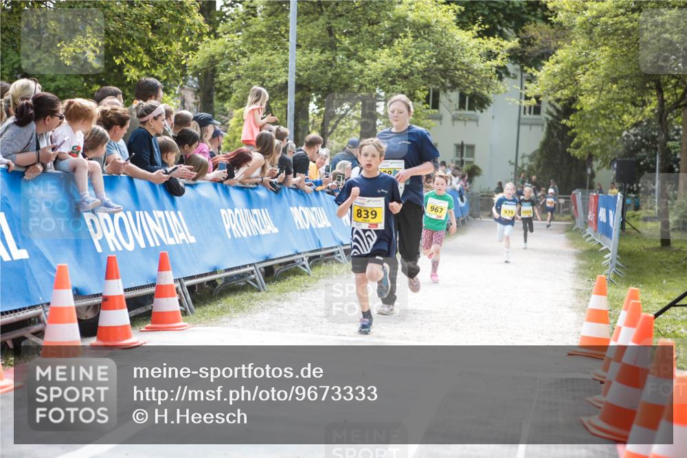 09.05.2026 - Störlauf H.Heesch http://msf.ph/oto/9673333 09.05.2026 14:11:34 Ziel 839, 979, 1054, 967 meine-sportfotos.de
