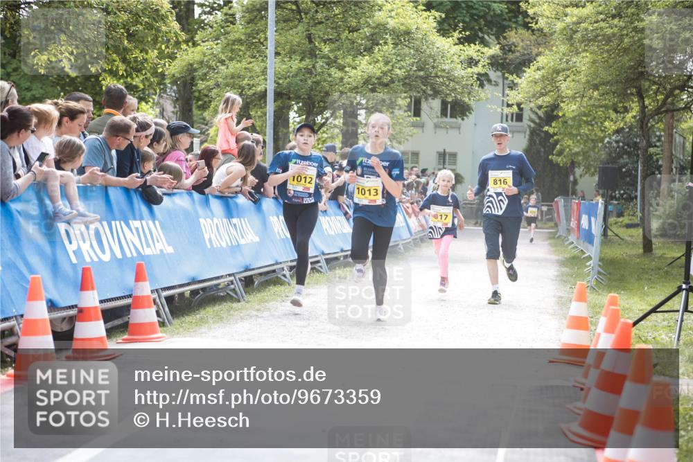 09.05.2026 - Störlauf H.Heesch http://msf.ph/oto/9673359 09.05.2026 14:11:51 Ziel 1012, 1013, 17, 816 meine-sportfotos.de