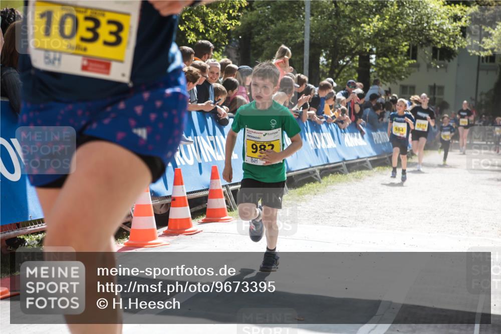 09.05.2026 - Störlauf H.Heesch http://msf.ph/oto/9673395 09.05.2026 14:12:22 Ziel 1033, 2026, 982, 984, 1019 meine-sportfotos.de