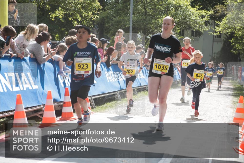 09.05.2026 - Störlauf H.Heesch http://msf.ph/oto/9673412 09.05.2026 14:12:31 Ziel 923, 802, 1035, 101, 845, 904, 973 meine-sportfotos.de