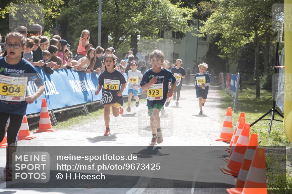 09.05.2026 - Störlauf H.Heesch http://msf.ph/oto/9673425 09.05.2026 14:12:36 Ziel 2026, 904, 840, 930, 973, 879, 804 meine-sportfotos.de