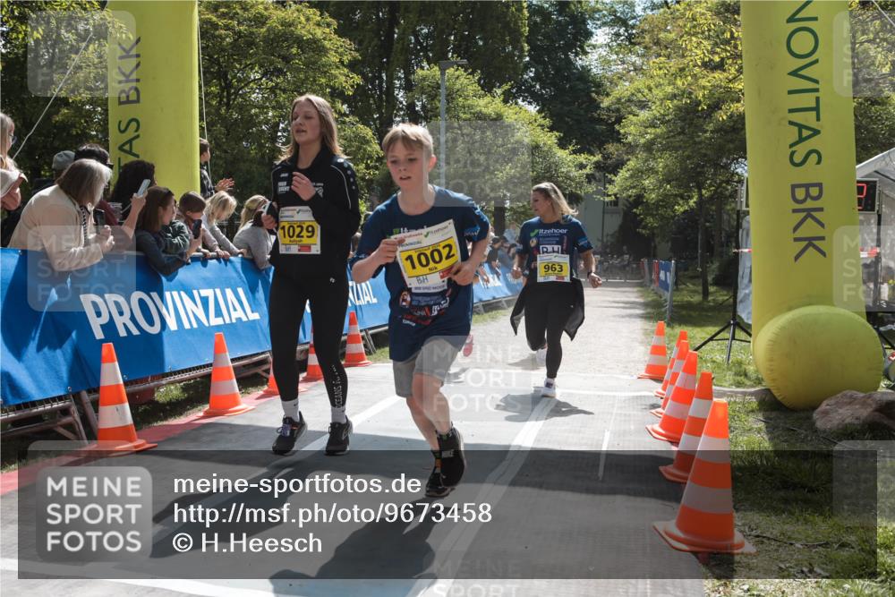 09.05.2026 - Störlauf H.Heesch http://msf.ph/oto/9673458 09.05.2026 14:13:02 Ziel 1029, 1002, 963 meine-sportfotos.de