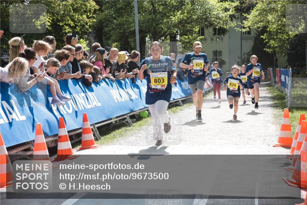 09.05.2026 - Störlauf H.Heesch http://msf.ph/oto/9673500 09.05.2026 14:13:32 Ziel 803, 825, 868, 826, 859, 1000 meine-sportfotos.de
