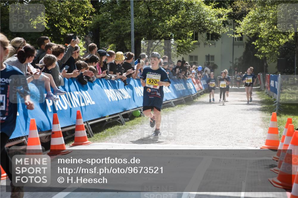 09.05.2026 - Störlauf H.Heesch http://msf.ph/oto/9673521 09.05.2026 14:13:45 Ziel 976, 1020, 920, 945 meine-sportfotos.de