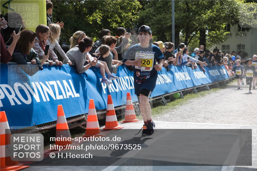 09.05.2026 - Störlauf H.Heesch http://msf.ph/oto/9673525 09.05.2026 14:13:46 Ziel 20, 976, 1020 meine-sportfotos.de
