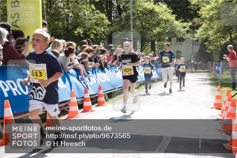 09.05.2026 - Störlauf H.Heesch http://msf.ph/oto/9673565 09.05.2026 14:14:18 Ziel 843, 1026, 911, 912 meine-sportfotos.de