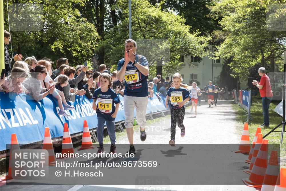 09.05.2026 - Störlauf H.Heesch http://msf.ph/oto/9673569 09.05.2026 14:14:20 Ziel 911, 912, 985 meine-sportfotos.de