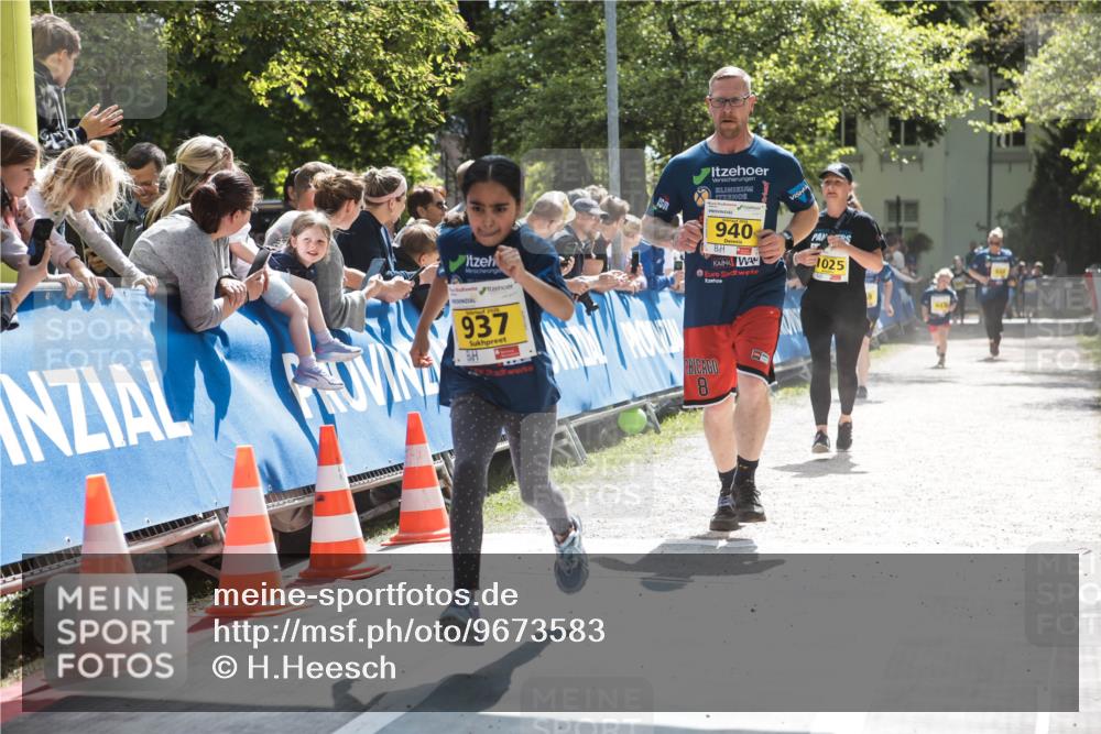 09.05.2026 - Störlauf H.Heesch http://msf.ph/oto/9673583 09.05.2026 14:14:28 Ziel 1025, 937, 940, 8 meine-sportfotos.de