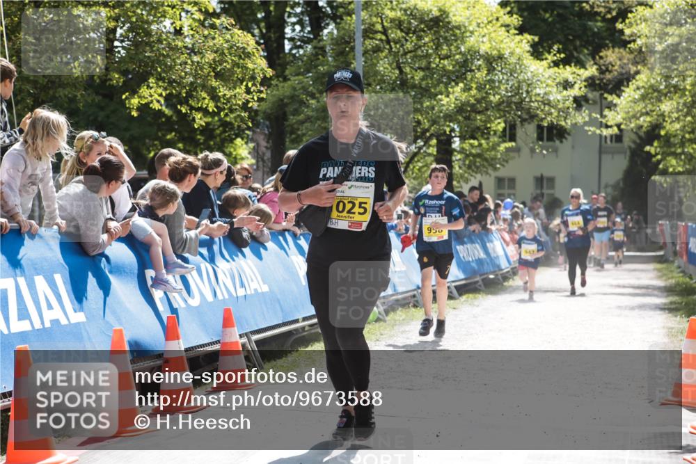 09.05.2026 - Störlauf H.Heesch http://msf.ph/oto/9673588 09.05.2026 14:14:30 Ziel 025, 950, 947 meine-sportfotos.de