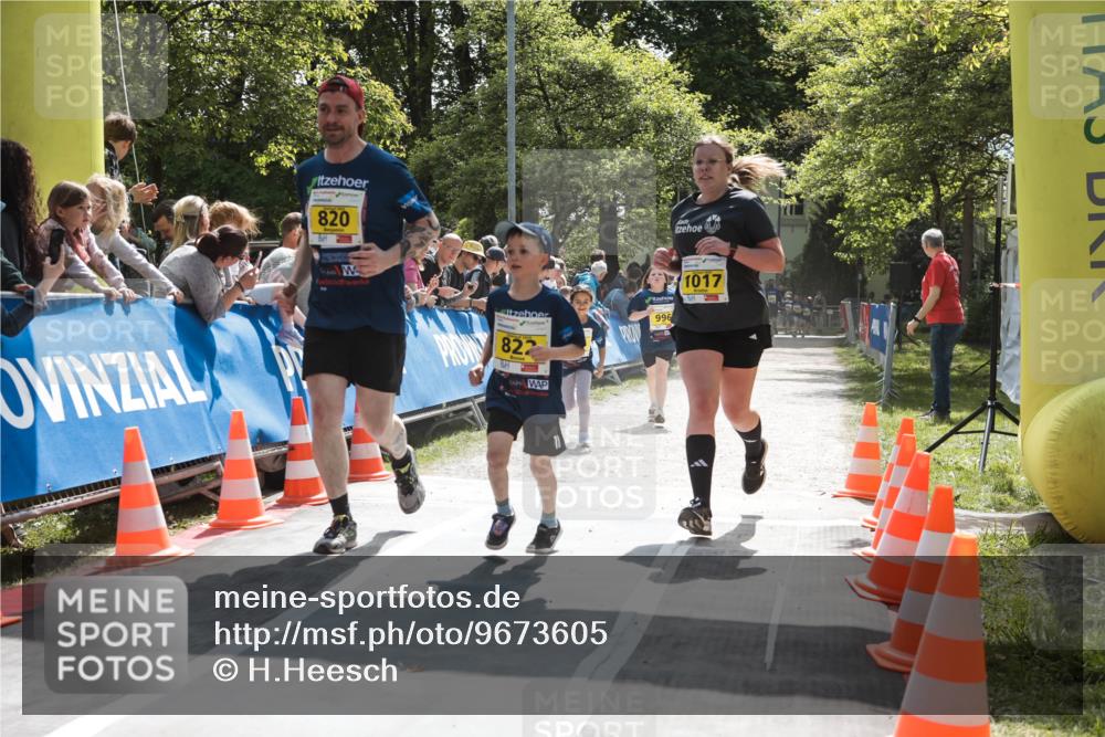 09.05.2026 - Störlauf H.Heesch http://msf.ph/oto/9673605 09.05.2026 14:14:40 Ziel 820, 822, 996, 1017 meine-sportfotos.de