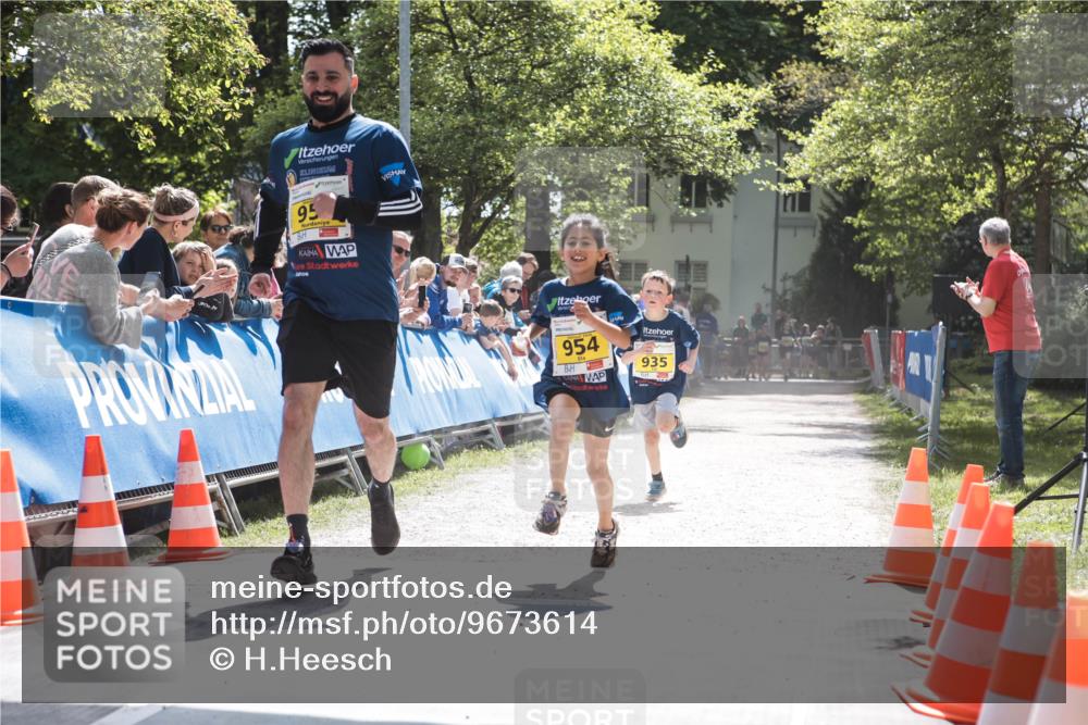 09.05.2026 - Störlauf H.Heesch http://msf.ph/oto/9673614 09.05.2026 14:14:49 Ziel 95, 954, 935 meine-sportfotos.de