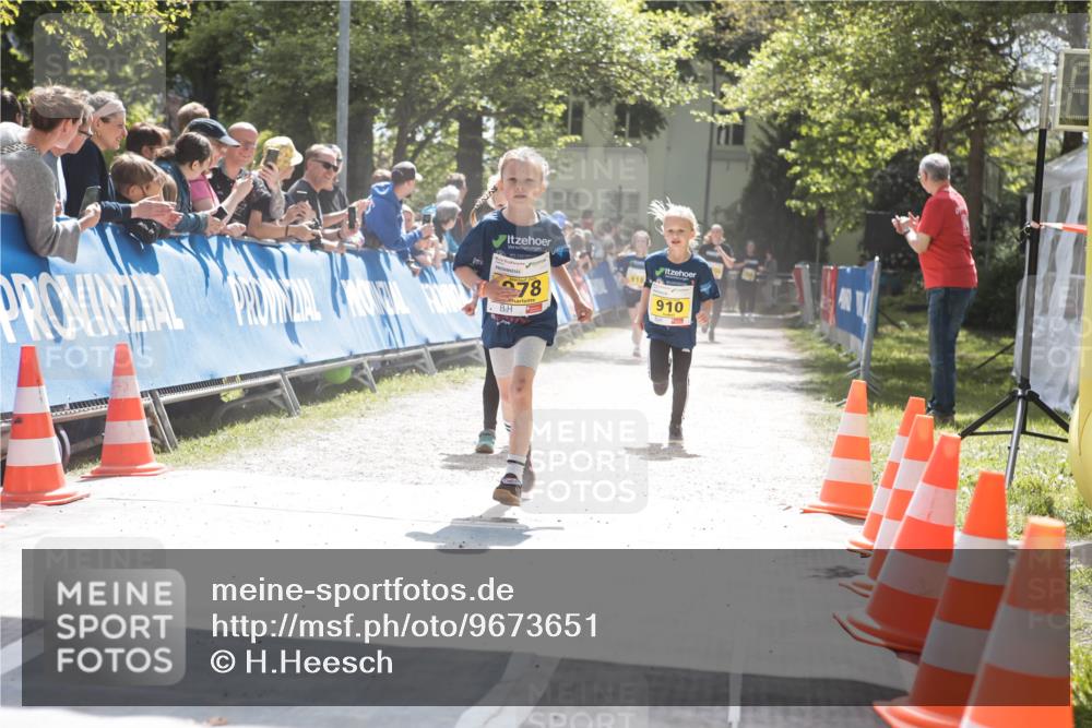 09.05.2026 - Störlauf H.Heesch http://msf.ph/oto/9673651 09.05.2026 14:15:17 Ziel 78, 918, 910 meine-sportfotos.de
