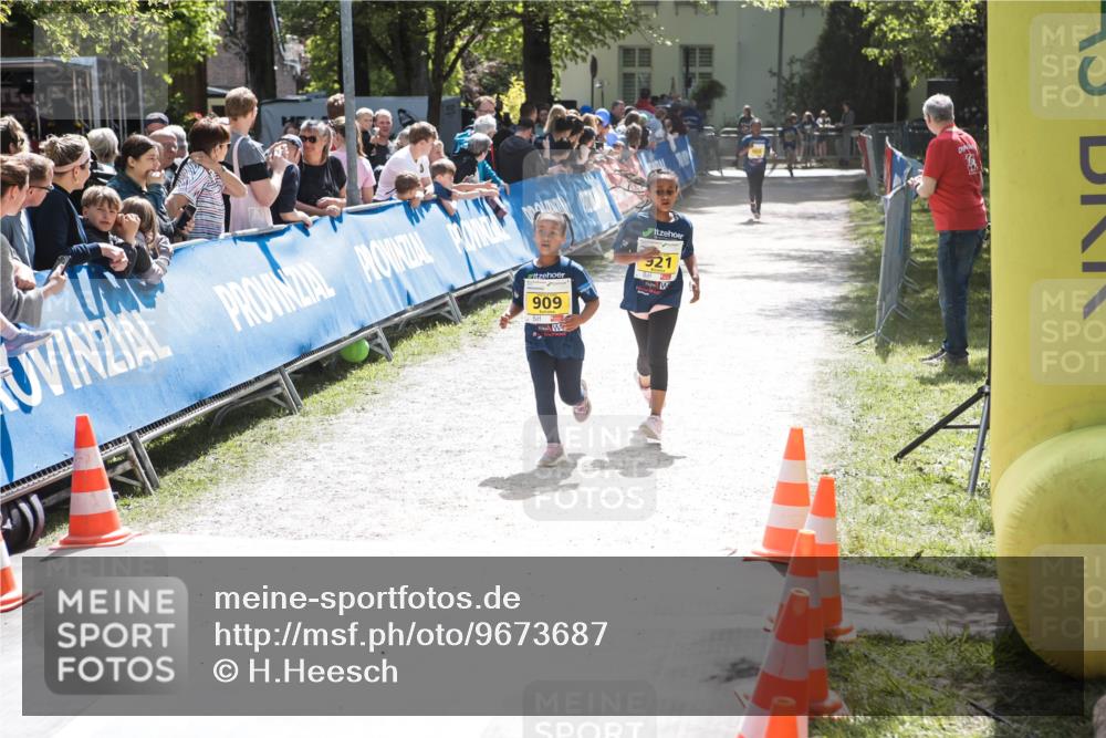 09.05.2026 - Störlauf H.Heesch http://msf.ph/oto/9673687 09.05.2026 14:15:44 Ziel 909, 921 meine-sportfotos.de
