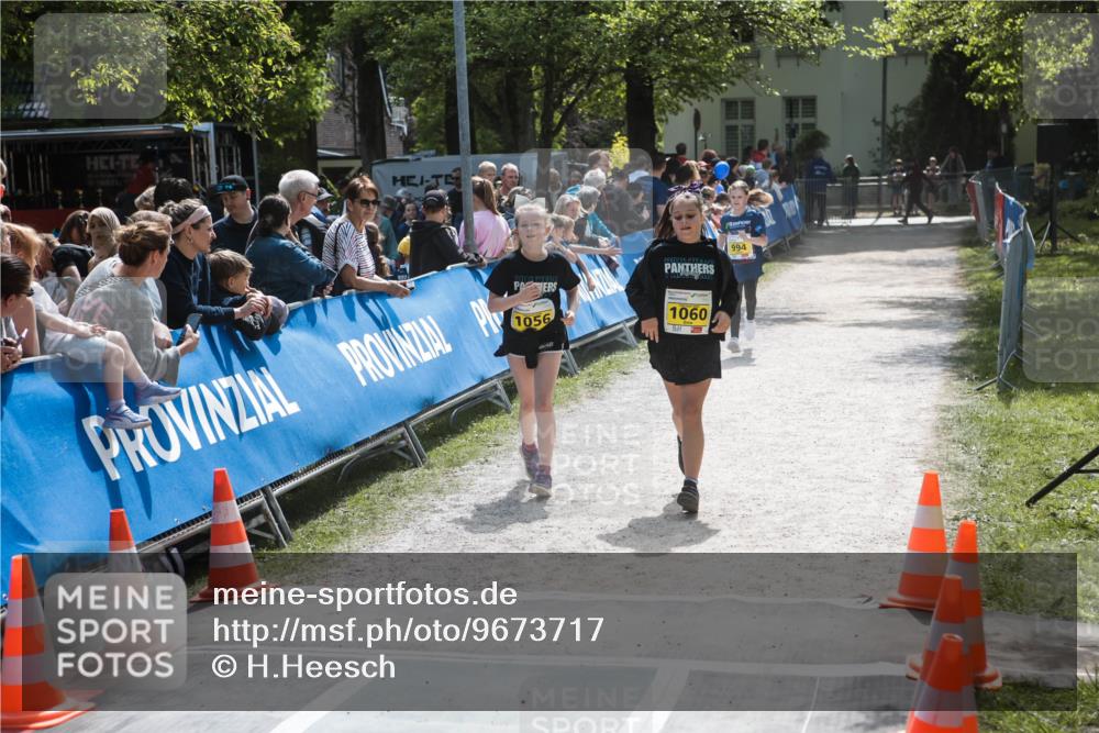 09.05.2026 - Störlauf H.Heesch http://msf.ph/oto/9673717 09.05.2026 14:16:12 Ziel 04821, 9, 1056, 1060, 994 meine-sportfotos.de