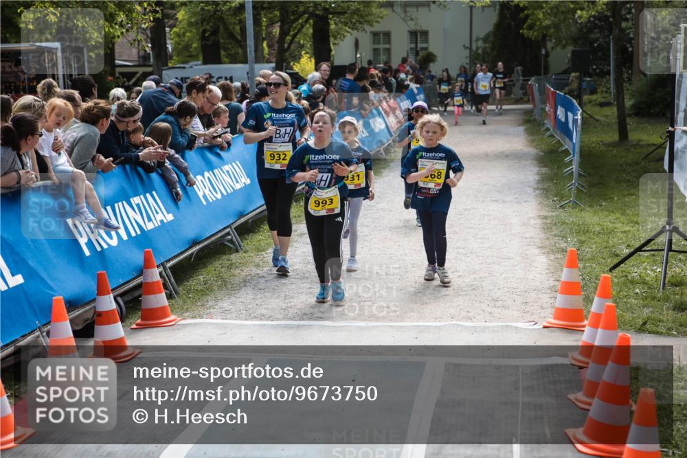 09.05.2026 - Störlauf H.Heesch http://msf.ph/oto/9673750 09.05.2026 14:17:08 Ziel 932, 993, 68, 931 meine-sportfotos.de
