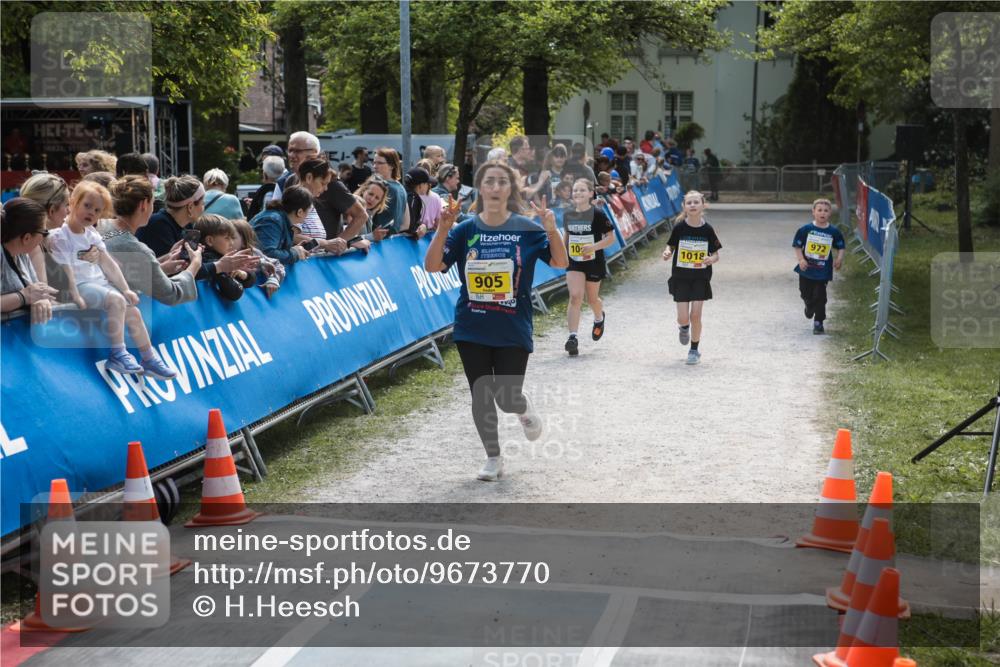 09.05.2026 - Störlauf H.Heesch http://msf.ph/oto/9673770 09.05.2026 14:17:24 Ziel 08821, 95150, 905, 972, 10, 1018 meine-sportfotos.de