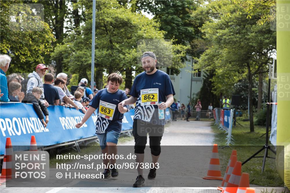 09.05.2026 - Störlauf H.Heesch http://msf.ph/oto/9673803 09.05.2026 14:25:59 Ziel 863, 862 meine-sportfotos.de
