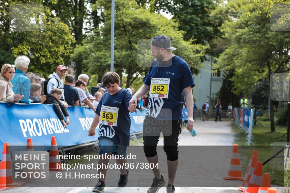 09.05.2026 - Störlauf H.Heesch http://msf.ph/oto/9673804 09.05.2026 14:25:59 Ziel 863, 862 meine-sportfotos.de