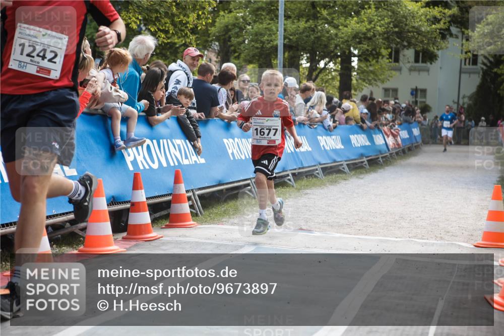 09.05.2026 - Störlauf H.Heesch http://msf.ph/oto/9673897 09.05.2026 14:39:22 Ziel 2026, 1242, 1677 meine-sportfotos.de