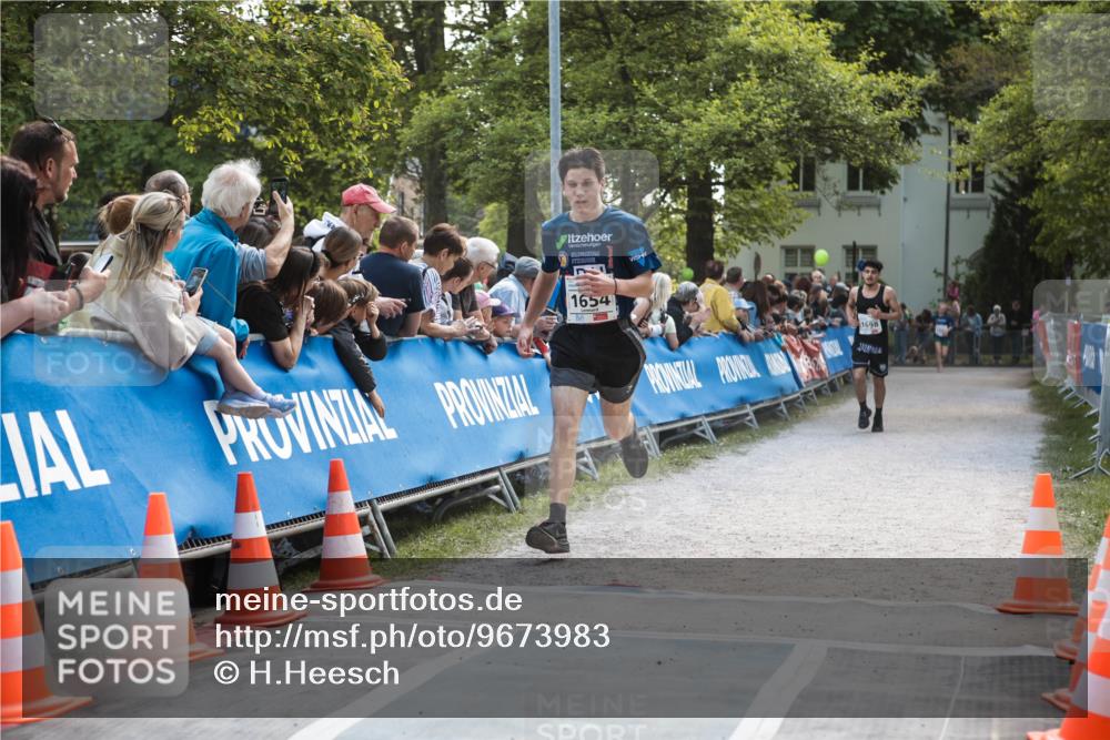 09.05.2026 - Störlauf H.Heesch http://msf.ph/oto/9673983 09.05.2026 14:41:08 Ziel 1654, 1698, 2014 meine-sportfotos.de