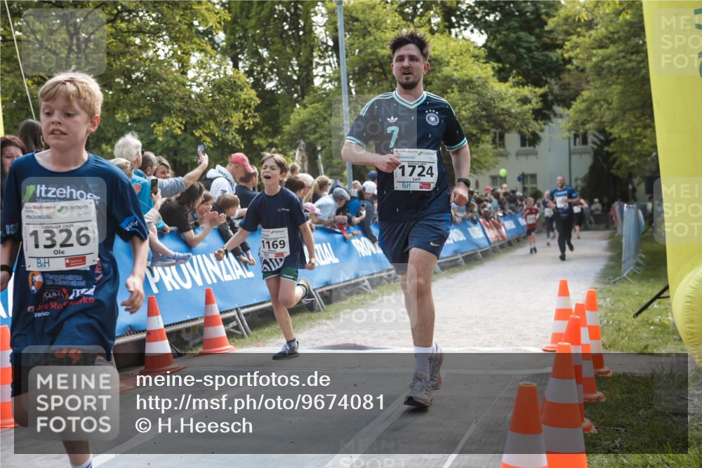 09.05.2026 - Störlauf H.Heesch http://msf.ph/oto/9674081 09.05.2026 14:42:45 Ziel 2026, 1326, 04, 1169, 1724 meine-sportfotos.de