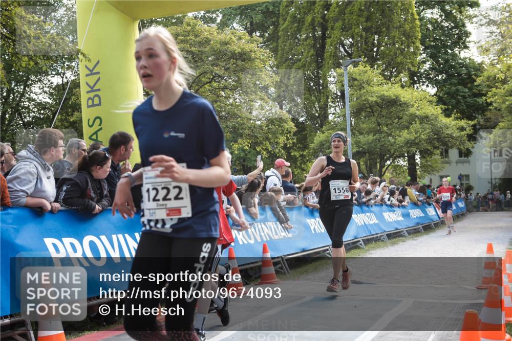 09.05.2026 - Störlauf H.Heesch http://msf.ph/oto/9674093 09.05.2026 14:42:54 Ziel 1222, 1556, 1238 meine-sportfotos.de