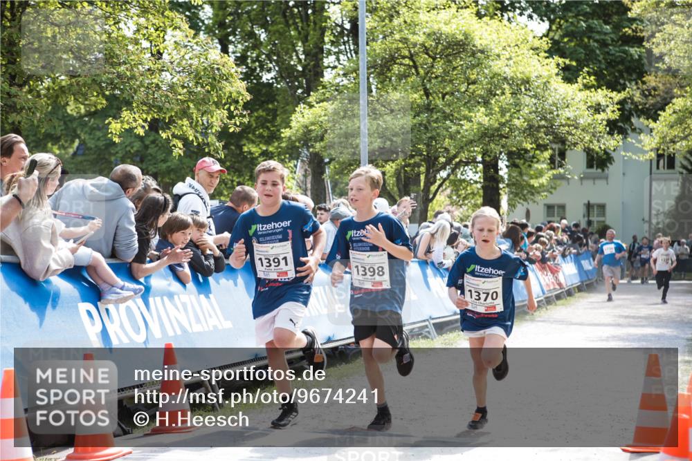 09.05.2026 - Störlauf H.Heesch http://msf.ph/oto/9674241 09.05.2026 14:45:02 Ziel 1391, 1398, 1370 meine-sportfotos.de