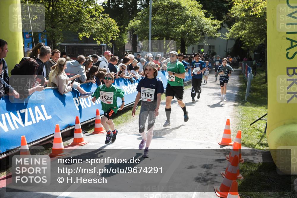 09.05.2026 - Störlauf H.Heesch http://msf.ph/oto/9674291 09.05.2026 14:45:29 Ziel 1523, 1195, 1994, 1525 meine-sportfotos.de