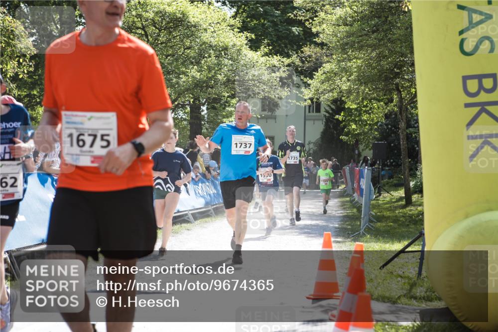 09.05.2026 - Störlauf H.Heesch http://msf.ph/oto/9674365 09.05.2026 14:46:21 Ziel 62, 1675, 1737, 1735, 1550 meine-sportfotos.de