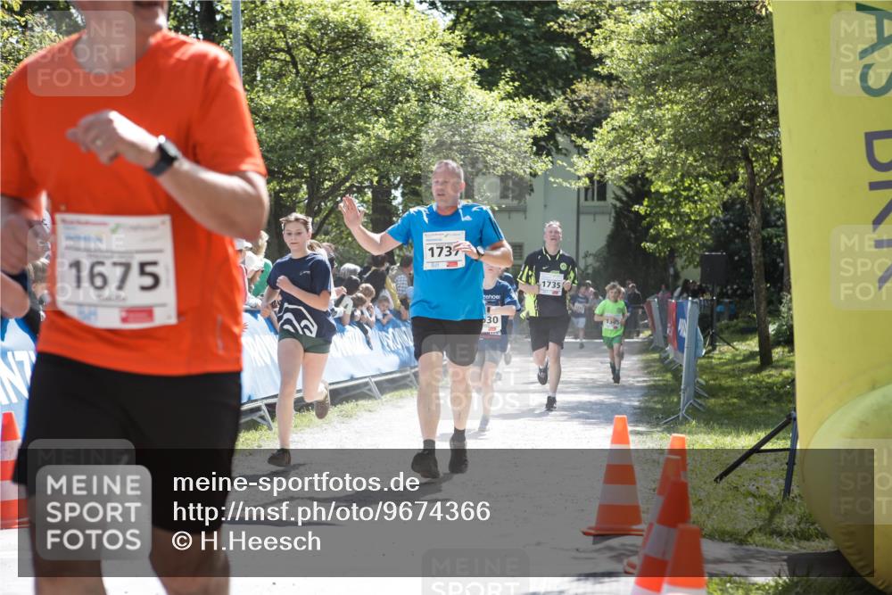 09.05.2026 - Störlauf H.Heesch http://msf.ph/oto/9674366 09.05.2026 14:46:21 Ziel 1675, 1737, 30, 1735 meine-sportfotos.de