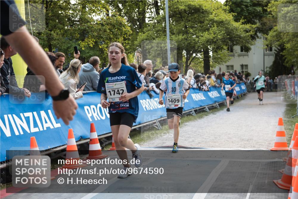 09.05.2026 - Störlauf H.Heesch http://msf.ph/oto/9674590 09.05.2026 14:49:37 Ziel 1742, 10, 1409, 1385 meine-sportfotos.de