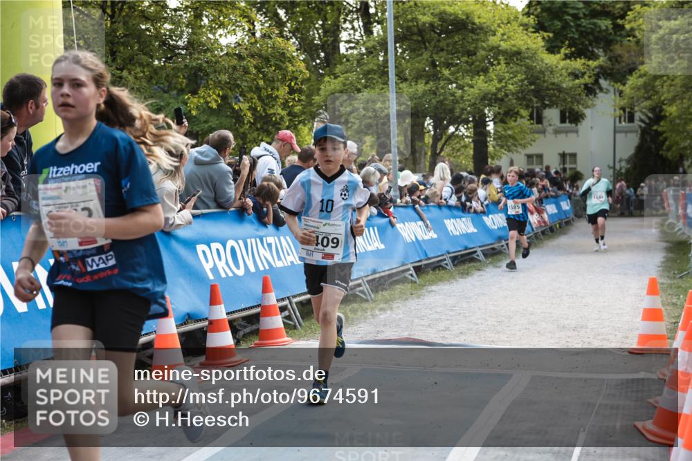 09.05.2026 - Störlauf H.Heesch http://msf.ph/oto/9674591 09.05.2026 14:49:37 Ziel 10, 109, 1385, 1644 meine-sportfotos.de