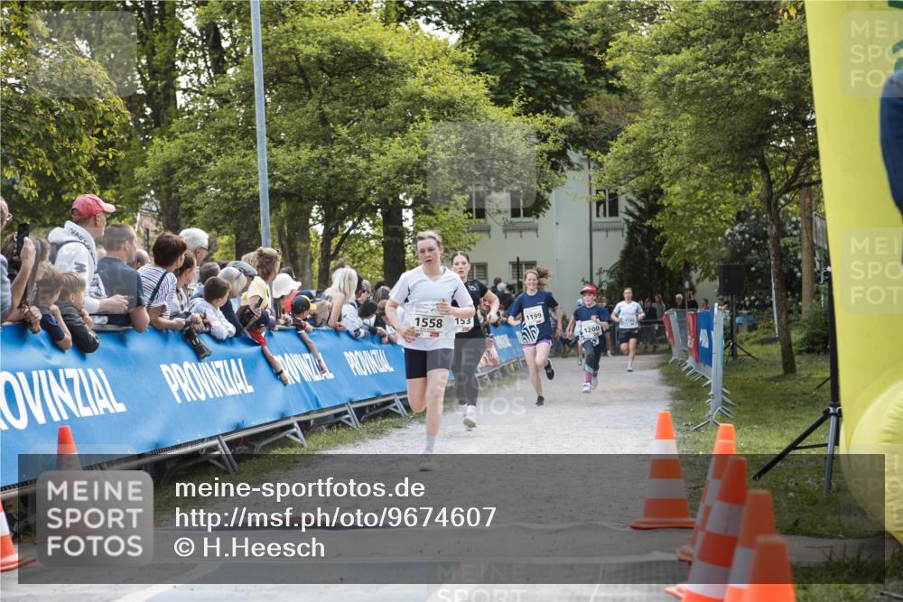 09.05.2026 - Störlauf H.Heesch http://msf.ph/oto/9674607 09.05.2026 14:49:49 Ziel 1558, 153, 1199, 1200 meine-sportfotos.de