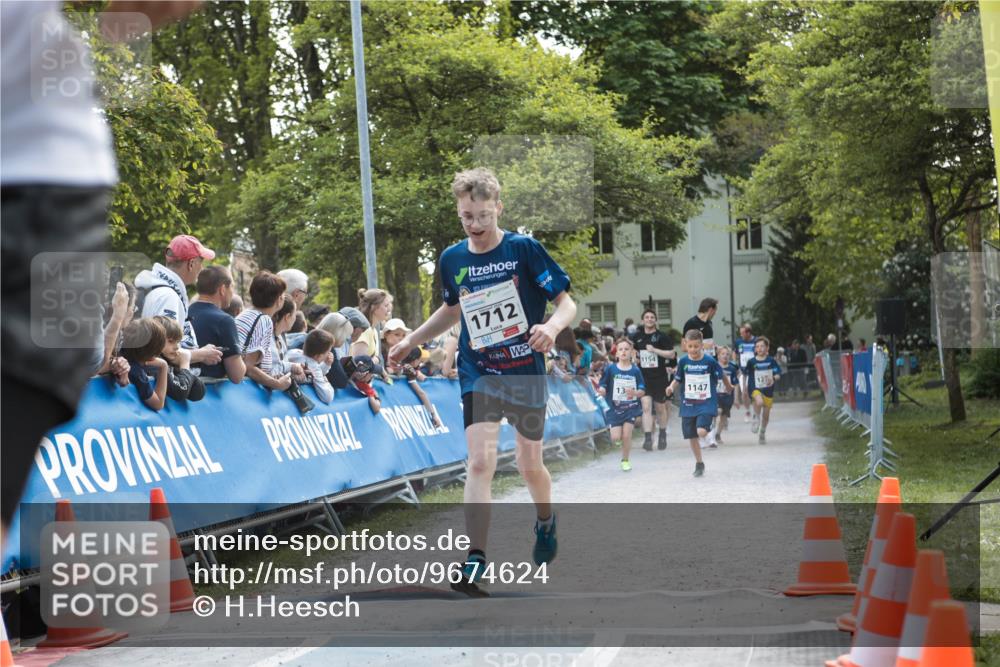 09.05.2026 - Störlauf H.Heesch http://msf.ph/oto/9674624 09.05.2026 14:49:58 Ziel 1712, 1154, 1147 meine-sportfotos.de