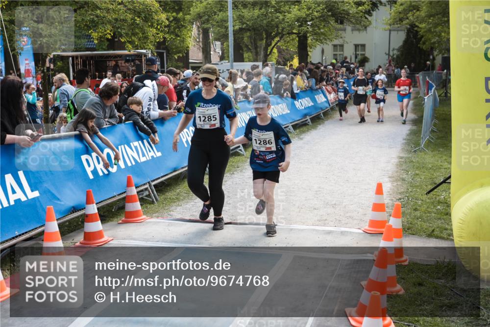 09.05.2026 - Störlauf H.Heesch http://msf.ph/oto/9674768 09.05.2026 14:51:51 Ziel 15, 1285, 1286 meine-sportfotos.de