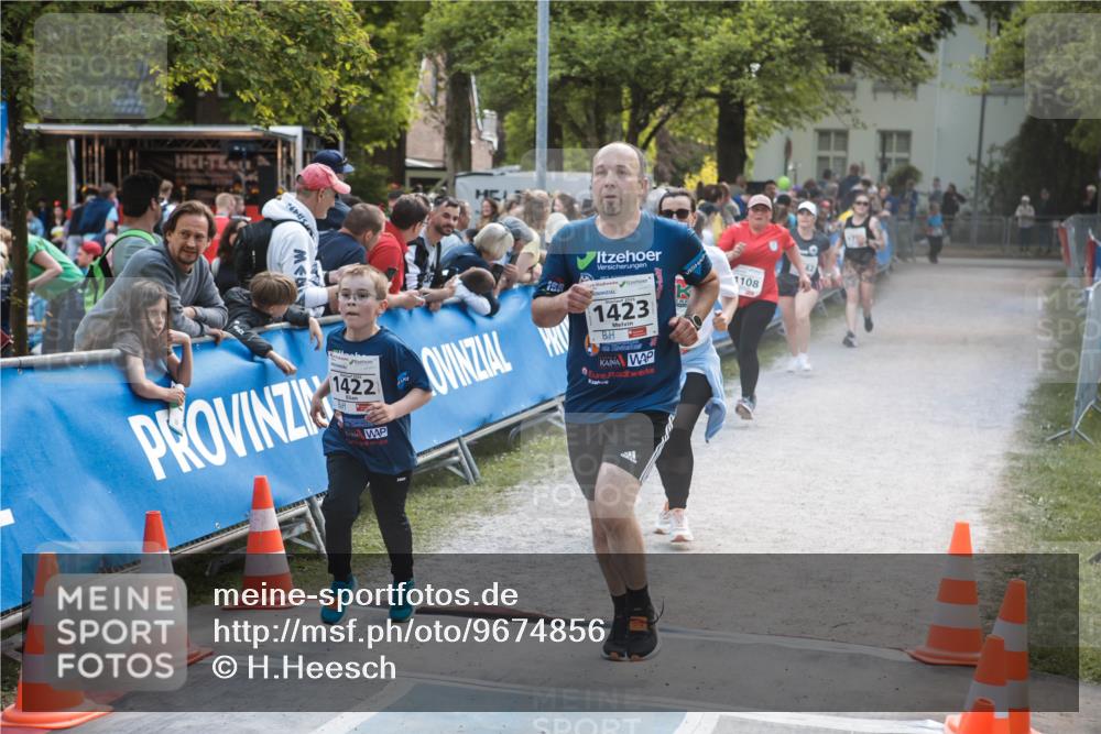09.05.2026 - Störlauf H.Heesch http://msf.ph/oto/9674856 09.05.2026 14:52:50 Ziel 1422, 1423, 1108 meine-sportfotos.de