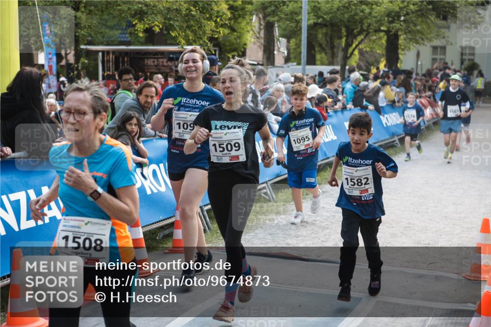 09.05.2026 - Störlauf H.Heesch http://msf.ph/oto/9674873 09.05.2026 14:53:10 Ziel 2026, 1508, 109, 2026, 1509, 1095, 1582, 1578, 1563 meine-sportfotos.de