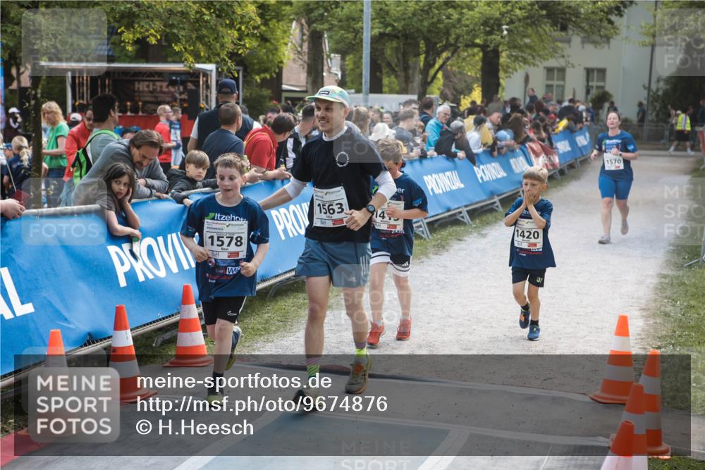 09.05.2026 - Störlauf H.Heesch http://msf.ph/oto/9674876 09.05.2026 14:53:15 Ziel 1578, 1563, 14, 1570, 1420 meine-sportfotos.de