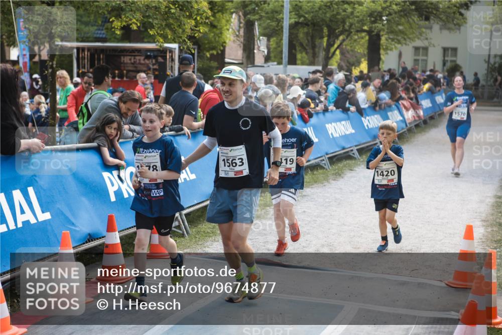 09.05.2026 - Störlauf H.Heesch http://msf.ph/oto/9674877 09.05.2026 14:53:16 Ziel 1563, 19, 1420, 15, 177, 1570 meine-sportfotos.de