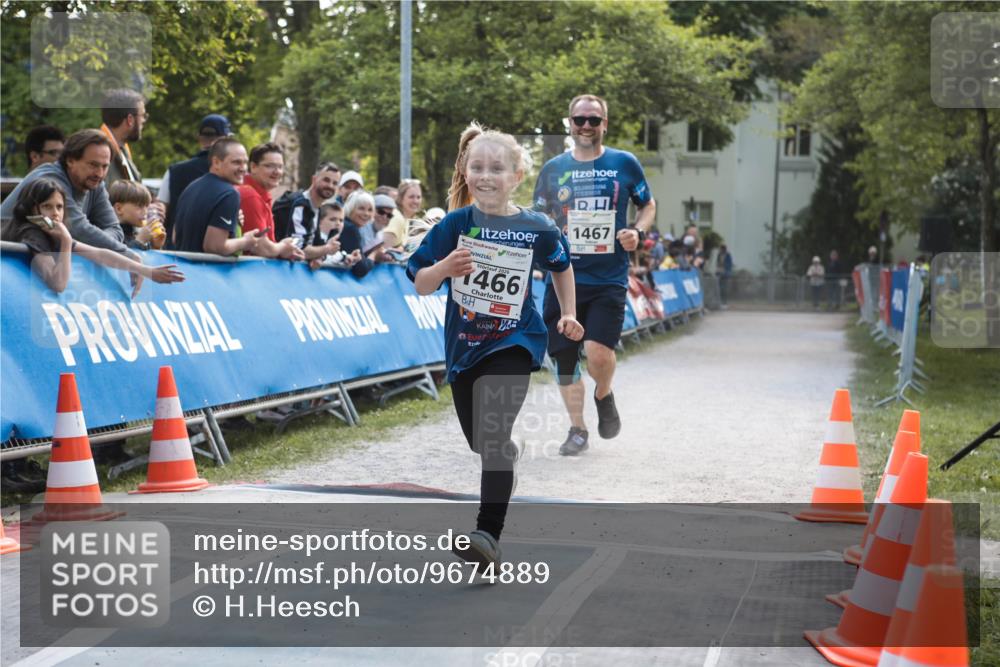 09.05.2026 - Störlauf H.Heesch http://msf.ph/oto/9674889 09.05.2026 14:53:33 Ziel 2026, 1466, 1467 meine-sportfotos.de
