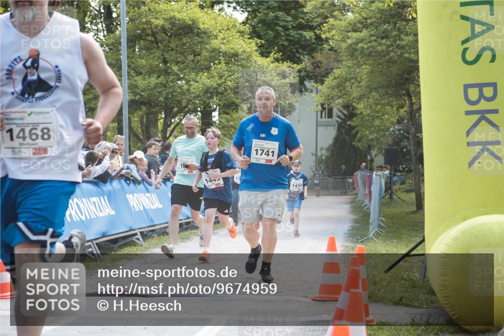 09.05.2026 - Störlauf H.Heesch http://msf.ph/oto/9674959 09.05.2026 14:55:21 Ziel 1468, 1440, 1741 meine-sportfotos.de
