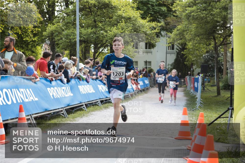 09.05.2026 - Störlauf H.Heesch http://msf.ph/oto/9674974 09.05.2026 14:55:48 Ziel 1176, 1175, 1203 meine-sportfotos.de