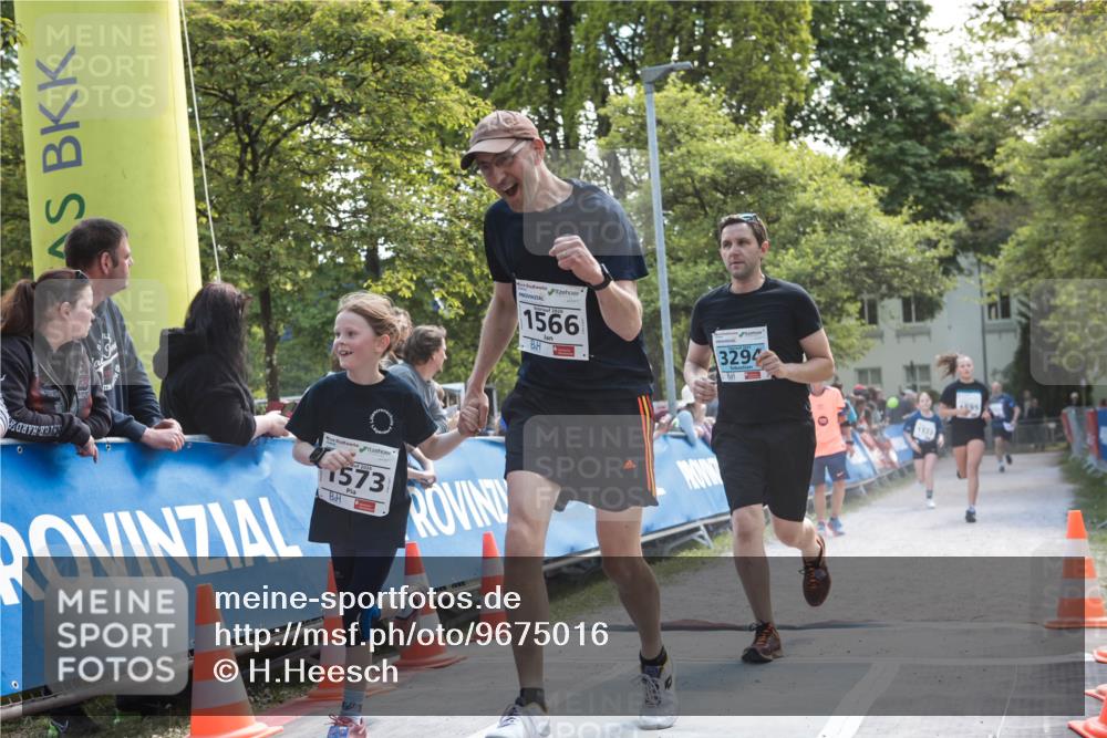 09.05.2026 - Störlauf H.Heesch http://msf.ph/oto/9675016 09.05.2026 14:56:30 Ziel 1566, 2026, 1573, 3294 meine-sportfotos.de